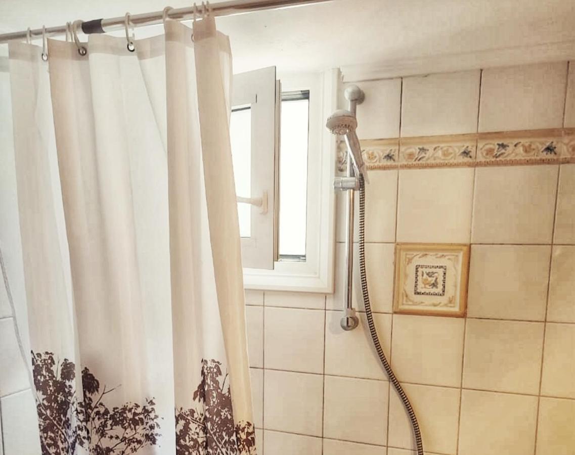 Lauren'S Charm Town Apartment Lefkáda 외부 사진